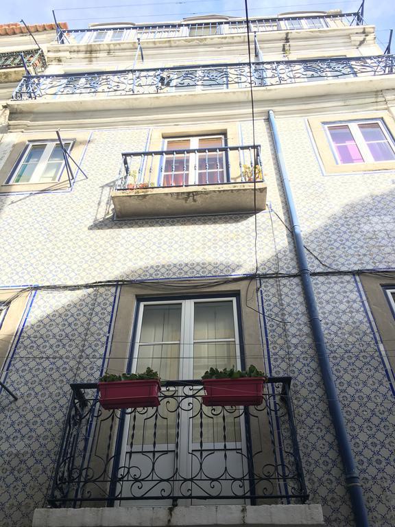 Casa De Baixo Apartment Lisbon Luaran gambar
